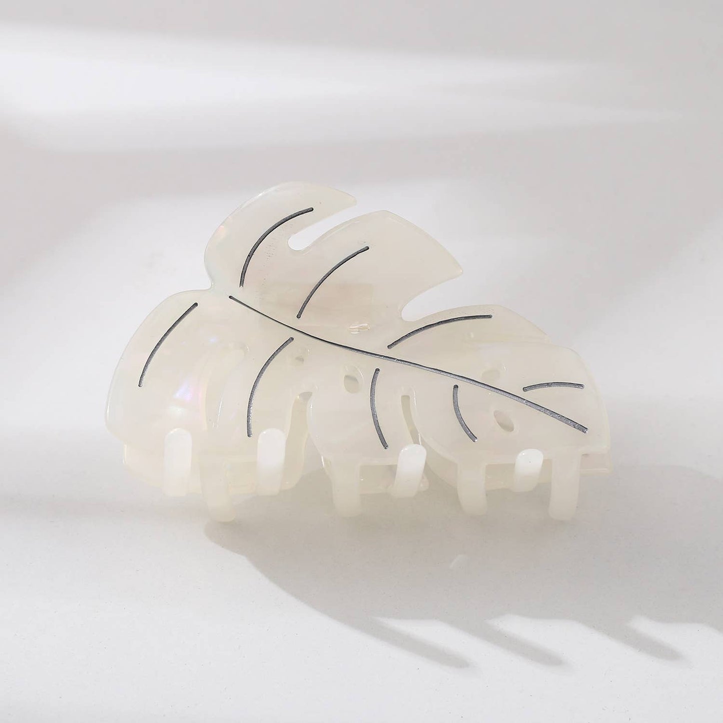 Monstera Leaf Claw Clip: Assorted