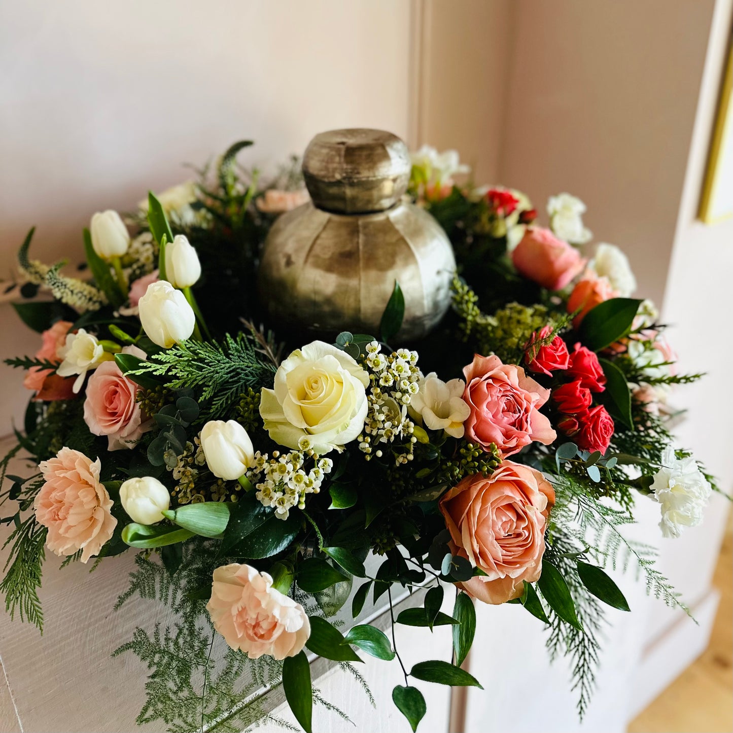 Urn Spray Pink White Green