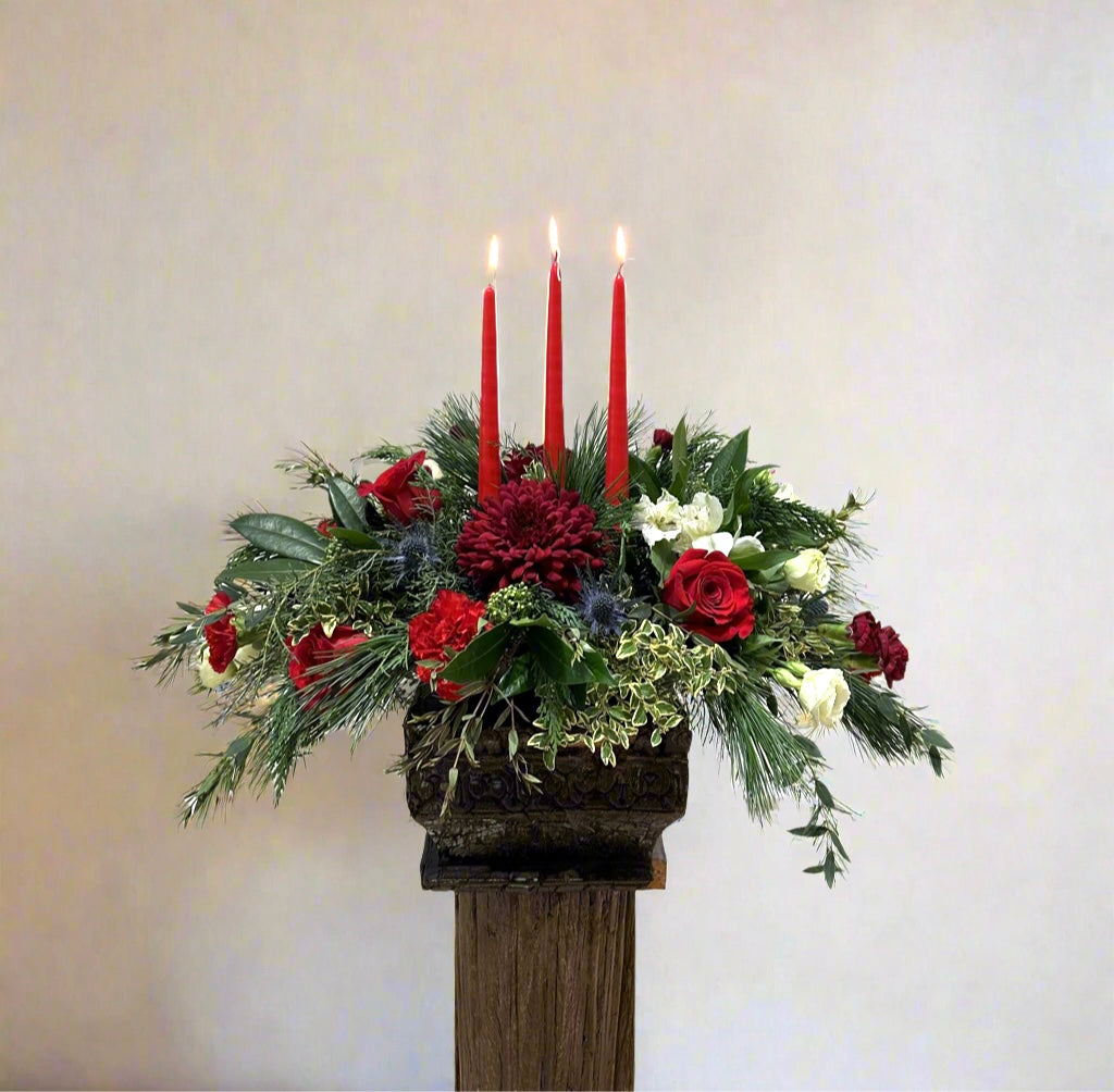 Traditional Holiday Table Centerpiece