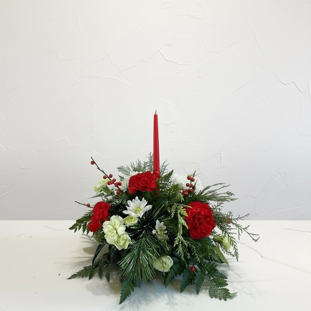 Traditional Holiday Table Centerpiece